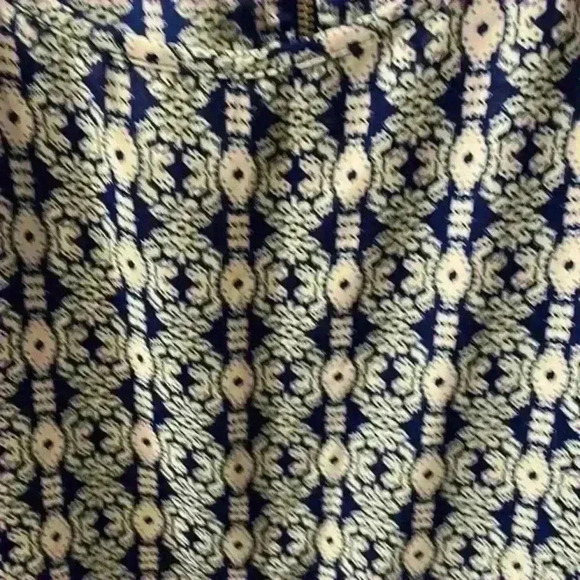 Eyeshadow Blue Paisley tunic, 1X - Picture 5 of 9